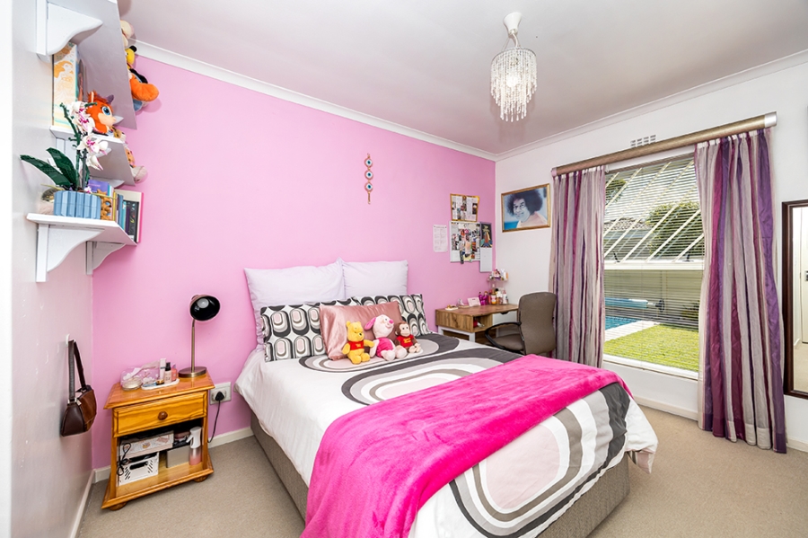 3 Bedroom Property for Sale in Sunningdale Western Cape